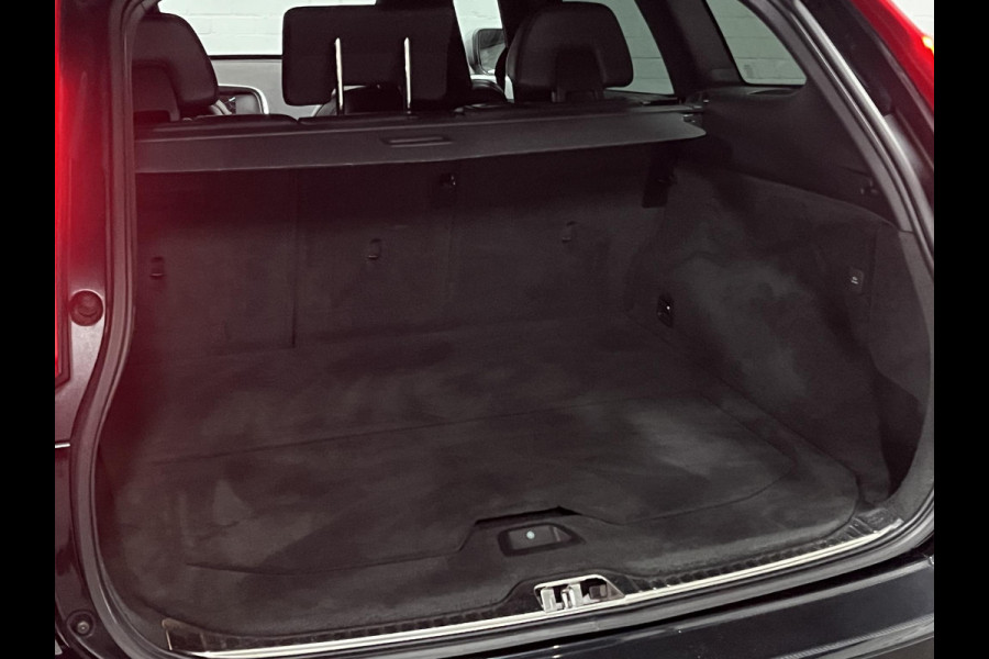 Volvo XC60 2.0 T5 FWD R-Design | Trekhaak | Adapt. cruise control | Stoel/stuurverwarming | Camera | Navigatie