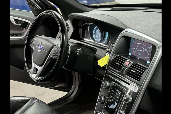 Volvo XC60 2.0 T5 FWD R-Design | Trekhaak | Adapt. cruise control | Stoel/stuurverwarming | Camera | Navigatie