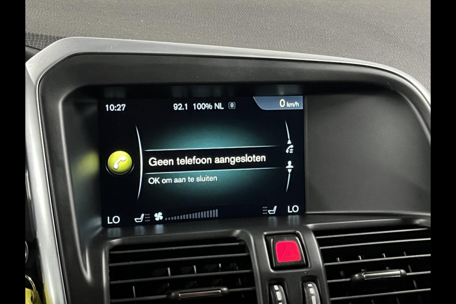 Volvo XC60 2.0 T5 FWD R-Design | Trekhaak | Adapt. cruise control | Stoel/stuurverwarming | Camera | Navigatie