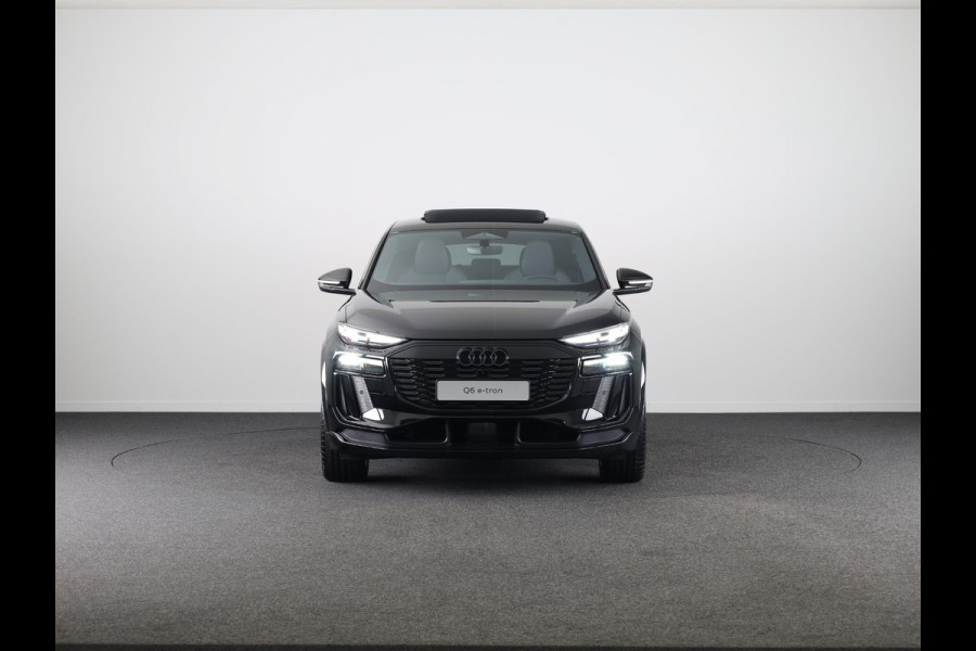 Audi Q6 Sportback e-tron S edition 83 kWh | Adaptive cruise control | Key-less entry | Omgevingscamera's | Panoramadak |