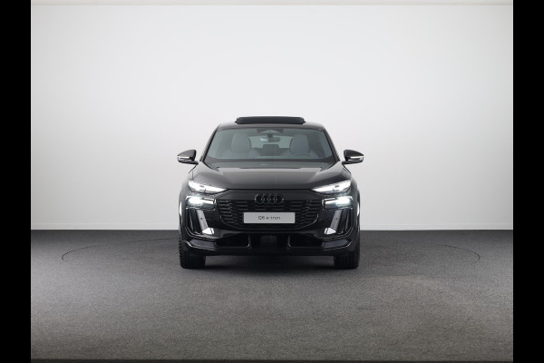 Audi Q6 Sportback e-tron S edition 83 kWh | Adaptive cruise control | Key-less entry | Omgevingscamera's | Panoramadak |