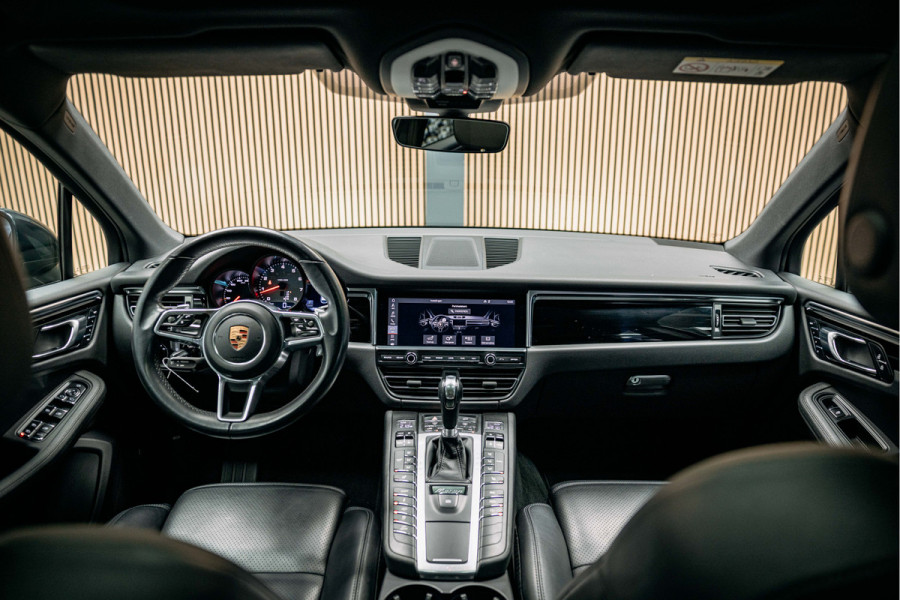 Porsche Macan 3.0 S | Pano | Stoelverwarming | Sportuitlaat | Luchtvering | Trekhaak |