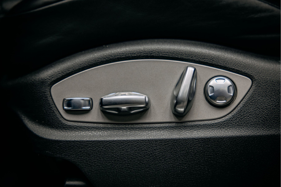Porsche Macan 3.0 S | Pano | Stoelverwarming | Sportuitlaat | Luchtvering | Trekhaak |