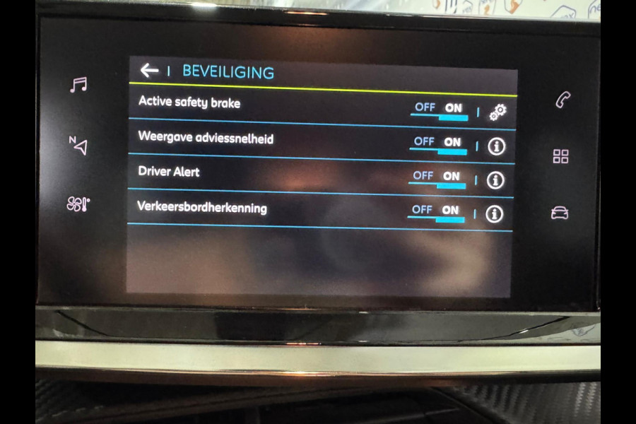 Peugeot e-208 EV Allure Pack 50 kWh | Navi | Cruise | Lm velgen