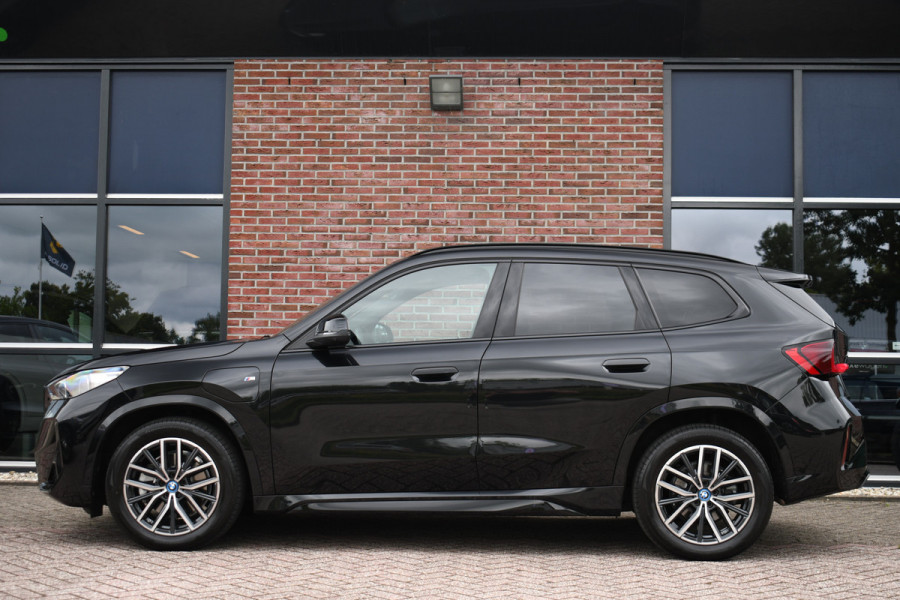 BMW X1 xDrive25e M-Sport Pano 360 HUD Adp-onderstel Shadowline