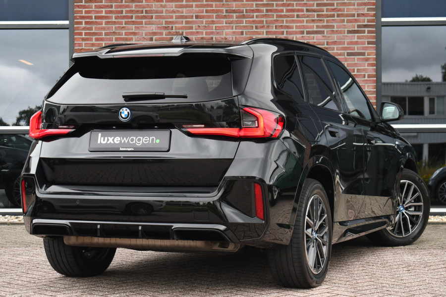 BMW X1 xDrive25e M-Sport Pano 360 HUD Adp-onderstel Shadowline