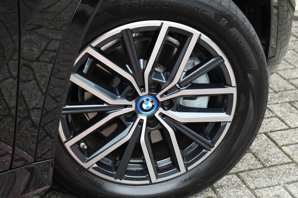 BMW X1 xDrive25e M-Sport Pano 360 HUD Adp-onderstel Shadowline