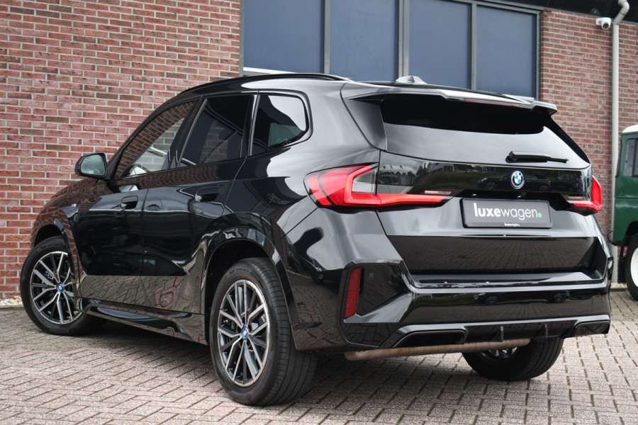 BMW X1 xDrive25e M-Sport Pano 360 HUD Adp-onderstel Shadowline