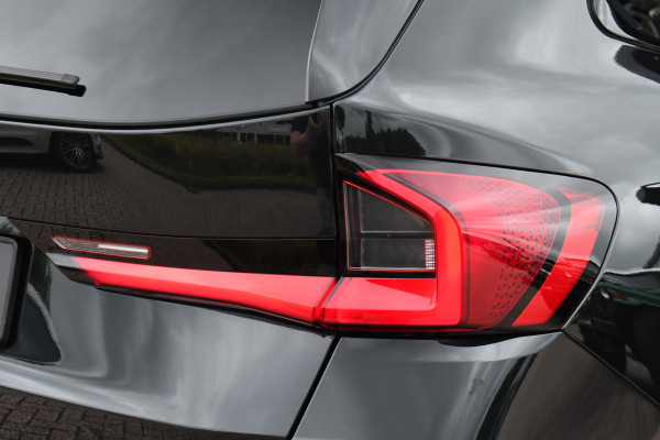 BMW X1 xDrive25e M-Sport Pano 360 HUD Adp-onderstel Shadowline