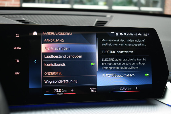 BMW X1 xDrive25e M-Sport Pano 360 HUD Adp-onderstel Shadowline