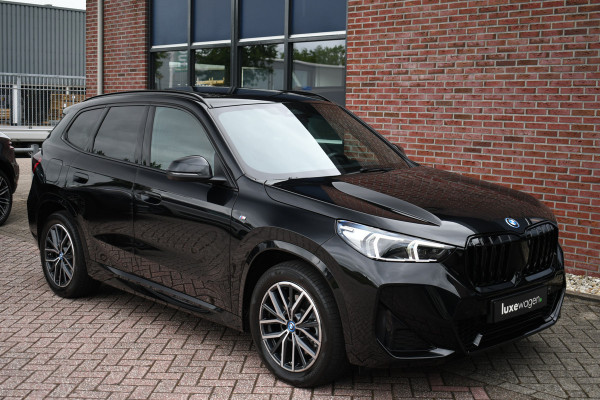 BMW X1 xDrive25e M-Sport Pano 360 HUD Adp-onderstel Shadowline