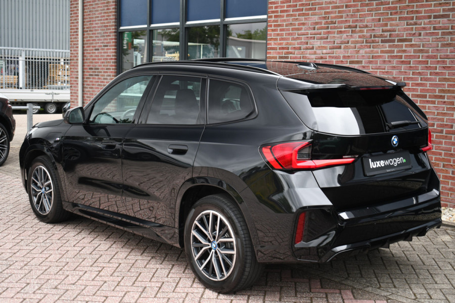 BMW X1 xDrive25e M-Sport Pano 360 HUD Adp-onderstel Shadowline