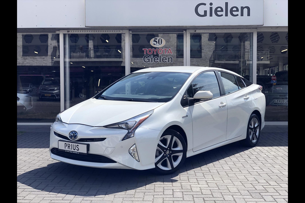 Toyota Prius 1.8 Full Hybrid Dynamic Plus | JBL, Navigatie, Parkeersensoren, Dodehoekherkenning, Head up display, Stoelverwarming Toyota Prius 1.8 Full Hybrid Dynamic Plus | JBL, Navigatie, Parkeersensoren, Dodehoekherkenning, Head up display, Stoelverwarming
