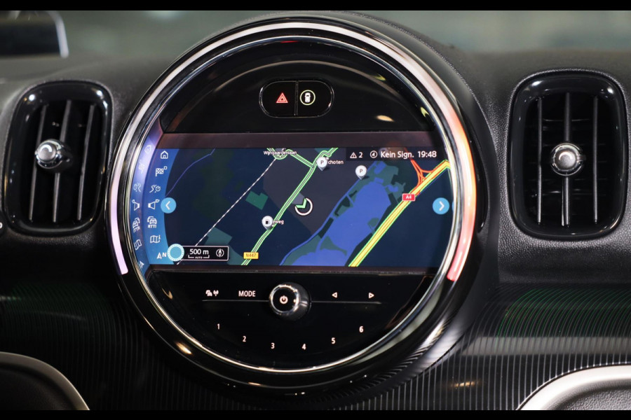 MINI Countryman 1.5 Cooper John Cooper Works / AUT / Acc / Head Up / Elek Stoelen / Camera / Memory / Leder / Open Pano / Led