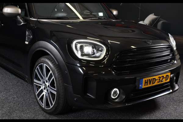 MINI Countryman 1.5 Cooper John Cooper Works / AUT / Acc / Head Up / Elek Stoelen / Camera / Memory / Leder / Open Pano / Led