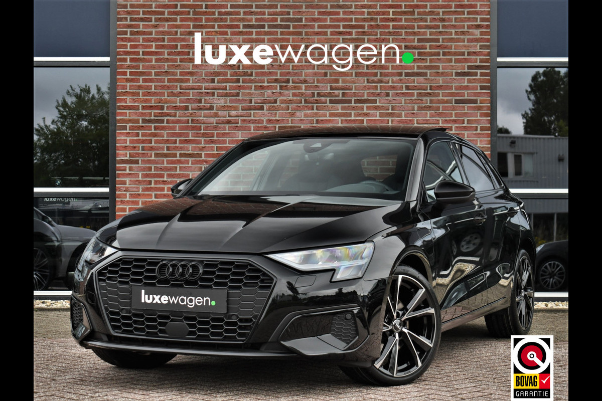 Audi A3 Sportback 40 TFSI e S-Line Pano 19inch Optic-black Carplay Audi A3 Sportback 40 TFSI e S-Line Pano 19inch Optic-black Carplay