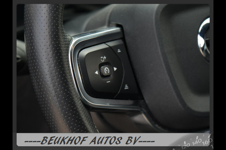 Volvo XC40 Recharge P8 AWD R-Design Lederen stoelen Carplay