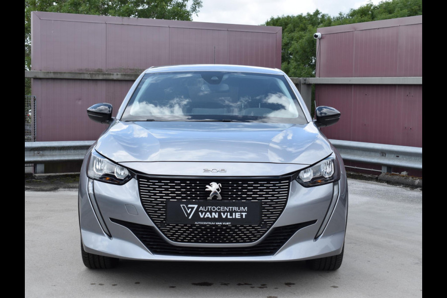 Peugeot e-208 EV Allure 50 kWh 3 FASE | NAVIGATIE & CARPLAY | PARKEERSENSOREN | E.C.C. |