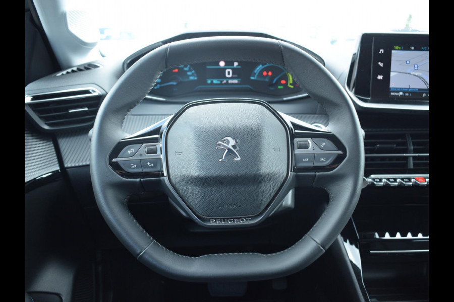 Peugeot e-208 EV Allure 50 kWh 3 FASE | NAVIGATIE & CARPLAY | PARKEERSENSOREN | E.C.C. |