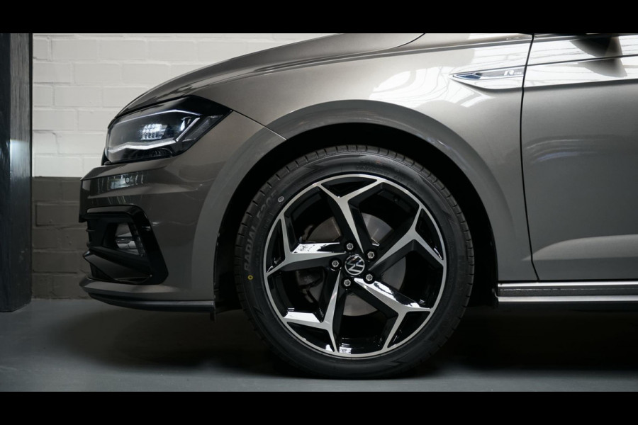 Volkswagen Polo 1.5 TSI R-Line AUTOMAAT-CAMERA-CARPLAY-CLIMA-CRUISE-DAB-FULL LED-MODE-NAVIGATIE-PANORAMA-STOELVERWARMING