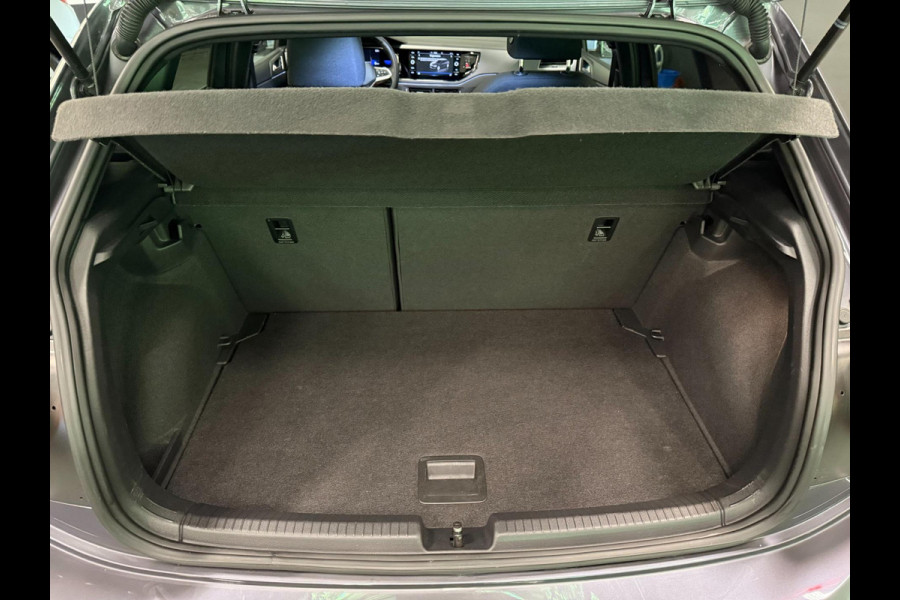 Volkswagen Polo 1.0 TSI 3X R-LINE PANO/V-COCKPIT/DAB/CARPLAY/IQ-LICHT/ECC/PDC/CAM///