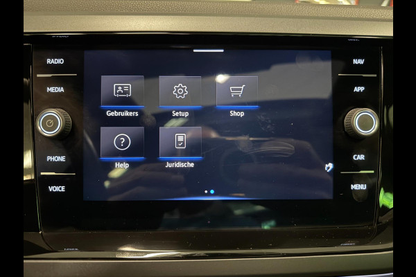 Volkswagen Polo 1.0 TSI 3X R-LINE PANO/V-COCKPIT/DAB/CARPLAY/IQ-LICHT/ECC/PDC/CAM///