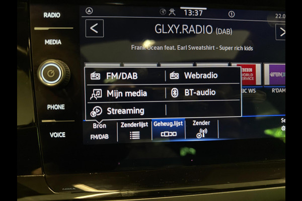 Volkswagen Polo 1.0 TSI 3X R-LINE PANO/V-COCKPIT/DAB/CARPLAY/IQ-LICHT/ECC/PDC/CAM///
