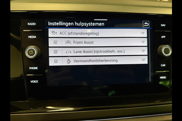 Volkswagen Polo 1.0 TSI 3X R-LINE PANO/V-COCKPIT/DAB/CARPLAY/IQ-LICHT/ECC/PDC/CAM///