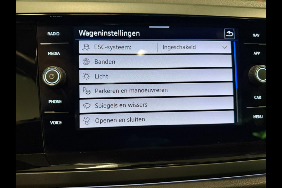 Volkswagen Polo 1.0 TSI 3X R-LINE PANO/V-COCKPIT/DAB/CARPLAY/IQ-LICHT/ECC/PDC/CAM///