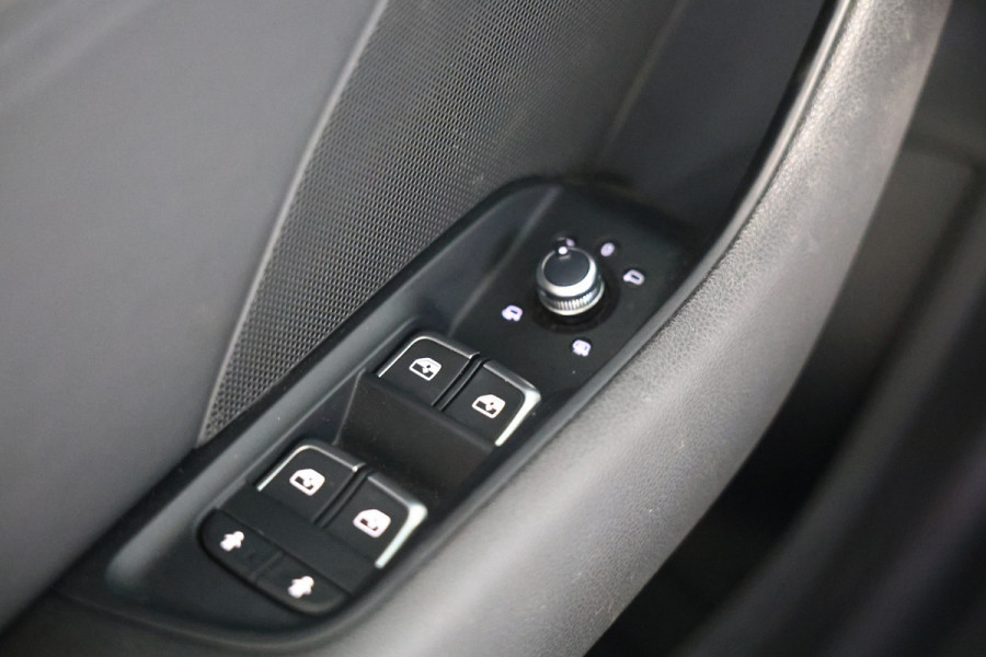 Audi A3 1.5 TFSI CoD S-Line AUT LEDER NAV CAMERA CLIMA "17