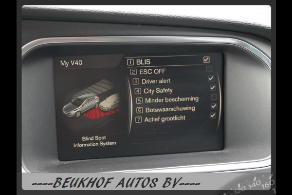 Volvo V40 1.5 T3 Polar+ Panorama Trekhaak Cam Harman Kardon