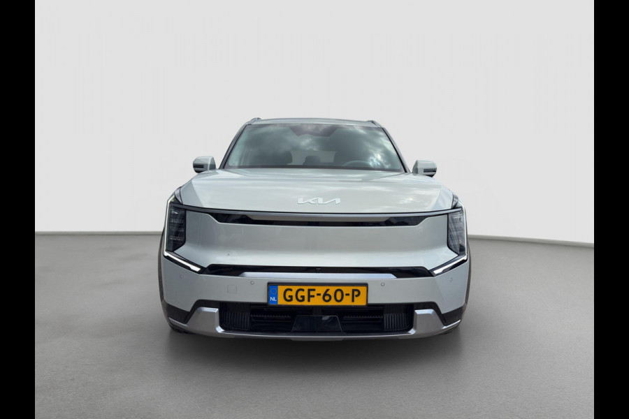 Kia EV9 Launch Edition 99.8 kWh Automaat | 7 Persoons | HUD | Leder | Meridian Sound | Camera | Navi | Apple CarPlay/Android Auto | Key-Less | Stuur-/Stoelverwarming | PDC | Cruise | LED |