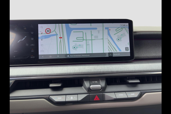 Kia EV9 Launch Edition 99.8 kWh Automaat | 7 Persoons | HUD | Leder | Meridian Sound | Camera | Navi | Apple CarPlay/Android Auto | Key-Less | Stuur-/Stoelverwarming | PDC | Cruise | LED |