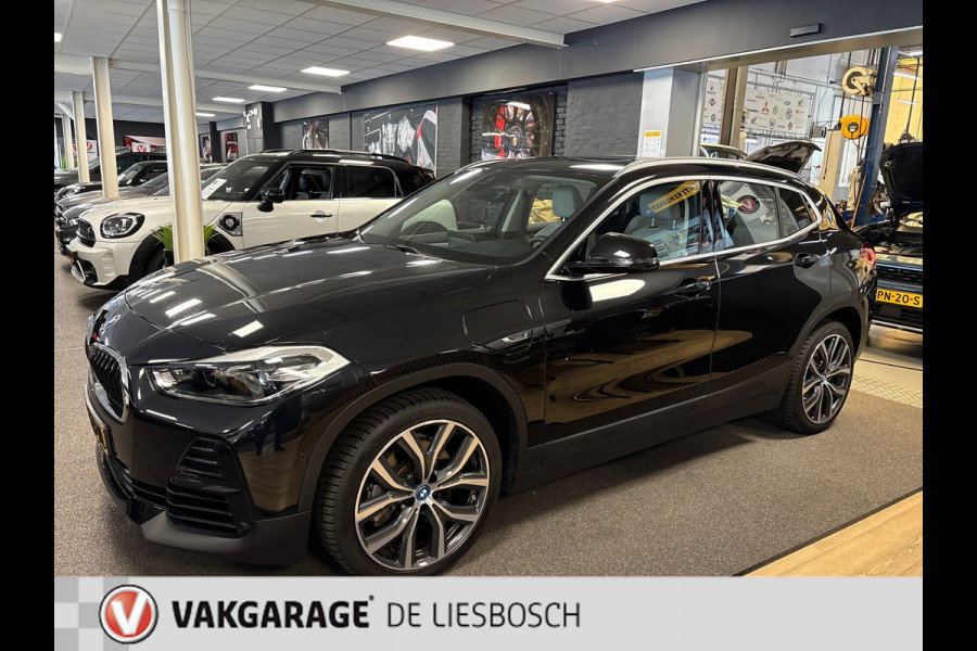 BMW X2 XDrive25e Business Edition Plus / head-up / Panorama-dak / Leder / stoelverwarming
