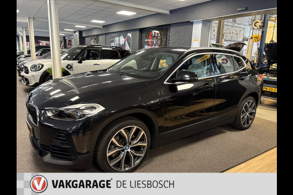 BMW X2 XDrive25e Business Edition Plus / head-up / Panorama-dak / Leder / stoelverwarming