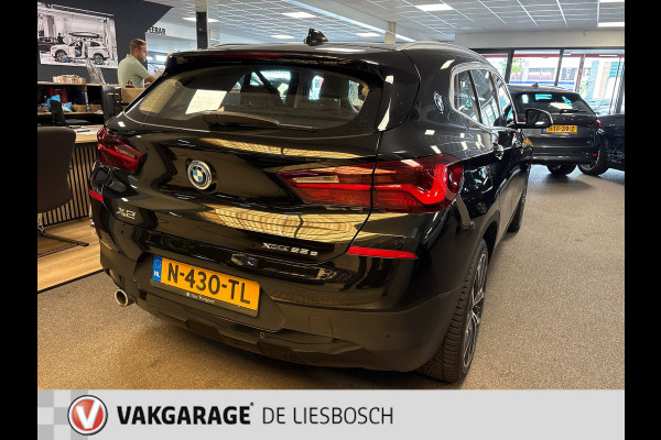 BMW X2 XDrive25e Business Edition Plus / head-up / Panorama-dak / Leder / stoelverwarming