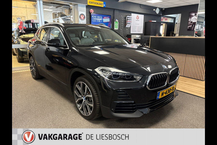 BMW X2 XDrive25e Business Edition Plus / head-up / Panorama-dak / Leder / stoelverwarming