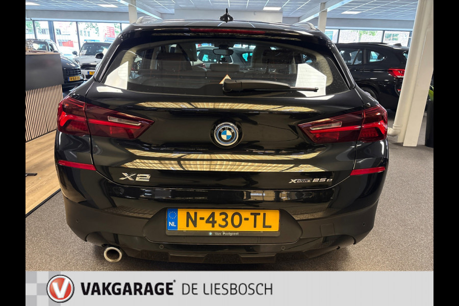 BMW X2 XDrive25e Business Edition Plus / head-up / Panorama-dak / Leder / stoelverwarming