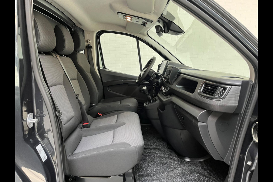 Renault Trafic 2.0 dCi 110PK euro6 T30 L2H1 Comfort 3Persoons, Airco, CruiseControl, Trekhaak, Metallic, RIJKLAARPRIJS!