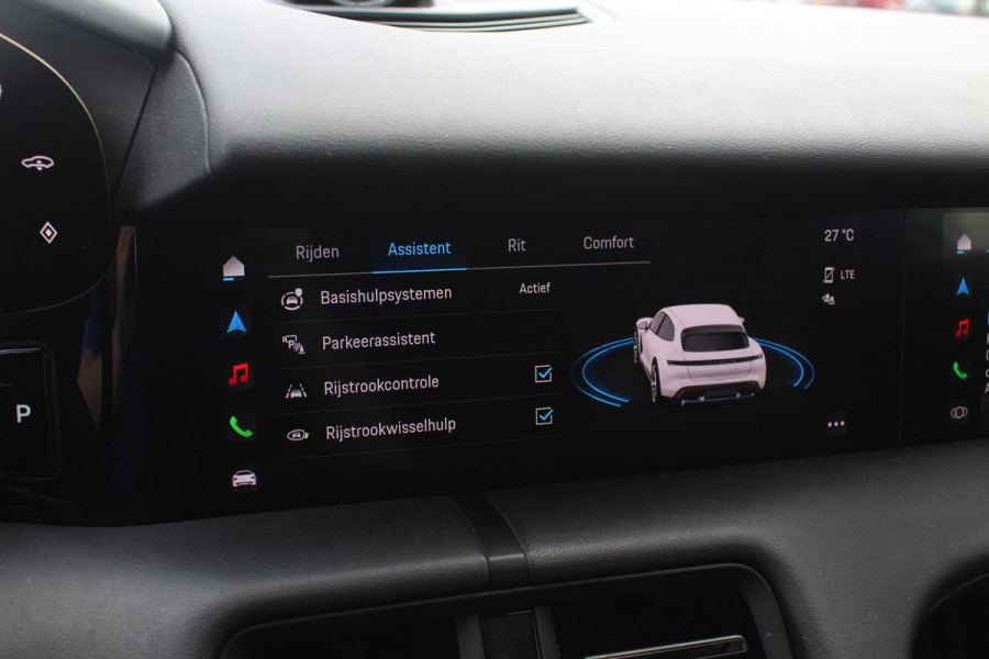 Porsche Taycan Cross Turismo 4 93 kWh / Panoramadak / 360Camera / Head-up / Passenger Display / 20'' / Bose / Sportchrono / Leder / Luchtvering / Stuurverwarming / Dodehoek / ACC / Stoelverwarming 4x / Warmtepomp