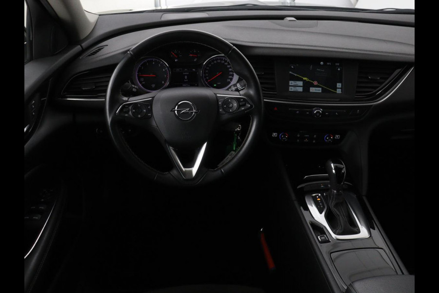 Opel Insignia 1.5 Turbo Executive | Leder/Alcantara | Trekhaak | Carplay | Navigatie | Climate control | Cruise control | Parkeerhulp