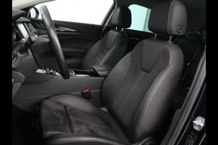 Opel Insignia 1.5 Turbo Executive | Leder/Alcantara | Trekhaak | Carplay | Navigatie | Climate control | Cruise control | Parkeerhulp
