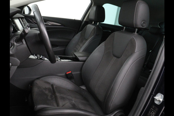 Opel Insignia 1.5 Turbo Executive | Leder/Alcantara | Trekhaak | Carplay | Navigatie | Climate control | Cruise control | Parkeerhulp
