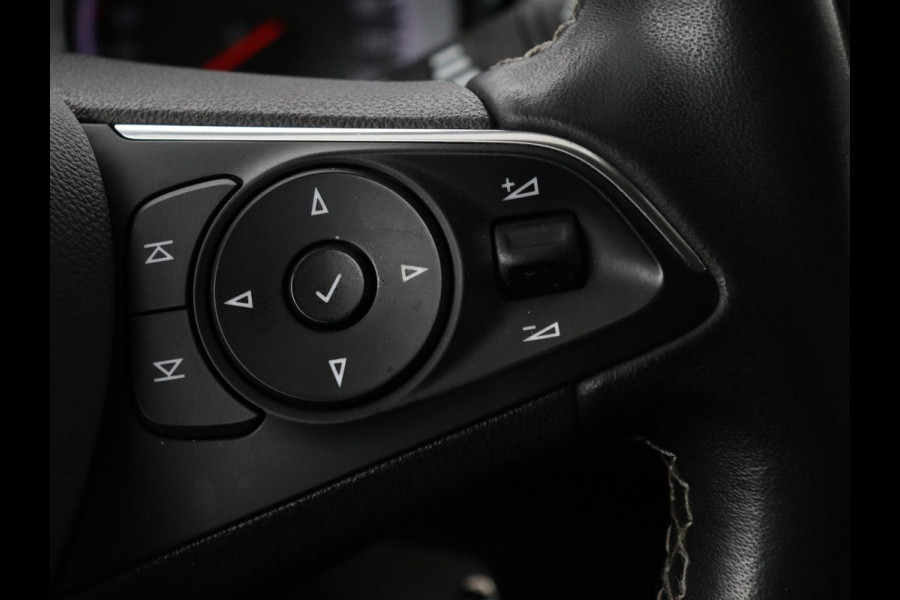 Opel Insignia 1.5 Turbo Executive | Leder/Alcantara | Trekhaak | Carplay | Navigatie | Climate control | Cruise control | Parkeerhulp