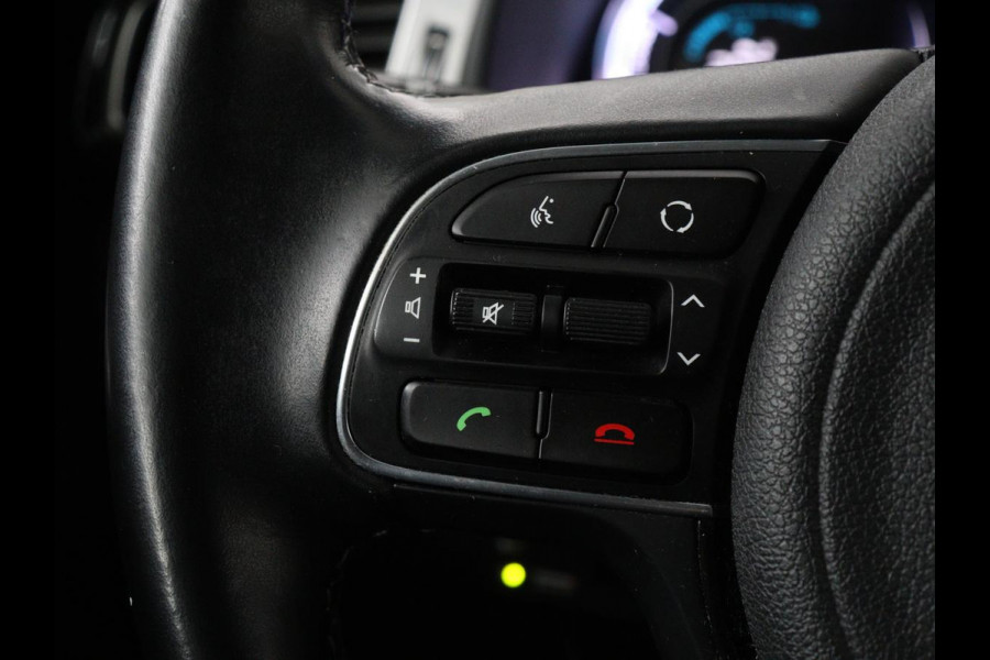 Kia Niro 1.6 GDi Hybrid DynamicLine | Carplay | Camera | Half leder | Navigatie | Climate control | Cruise control | Bluetooth