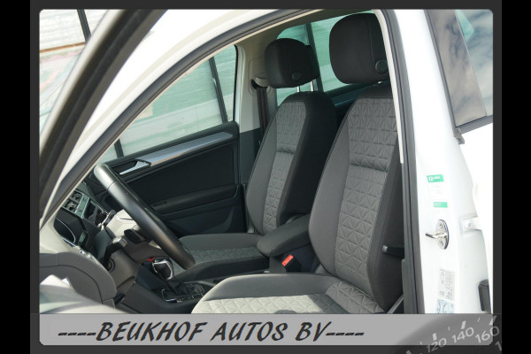 Volkswagen Tiguan 1.5 TSI Carplay Trekhaak Adapt Cruise Pdc
