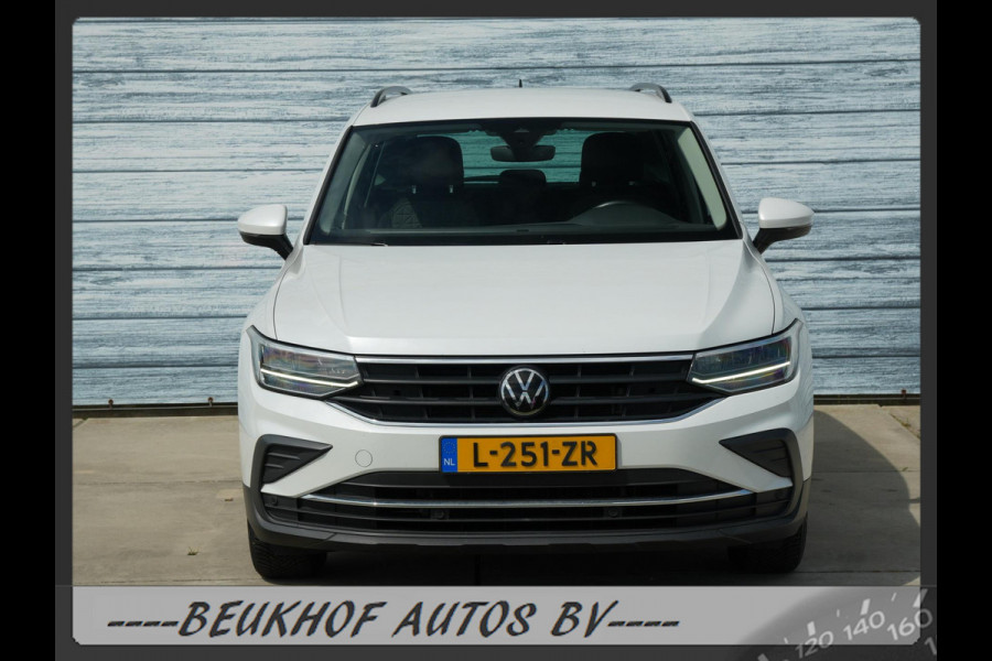 Volkswagen Tiguan 1.5 TSI Carplay Trekhaak Adapt Cruise Pdc