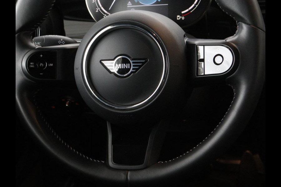 MINI Cooper 1.5 Classic | Automaat | Leder | Carplay | Full LED | Navigatie | Climate control | Parkeerhulp | Cruise control