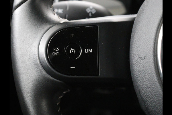 MINI Cooper 1.5 Classic | Automaat | Leder | Carplay | Full LED | Navigatie | Climate control | Parkeerhulp | Cruise control