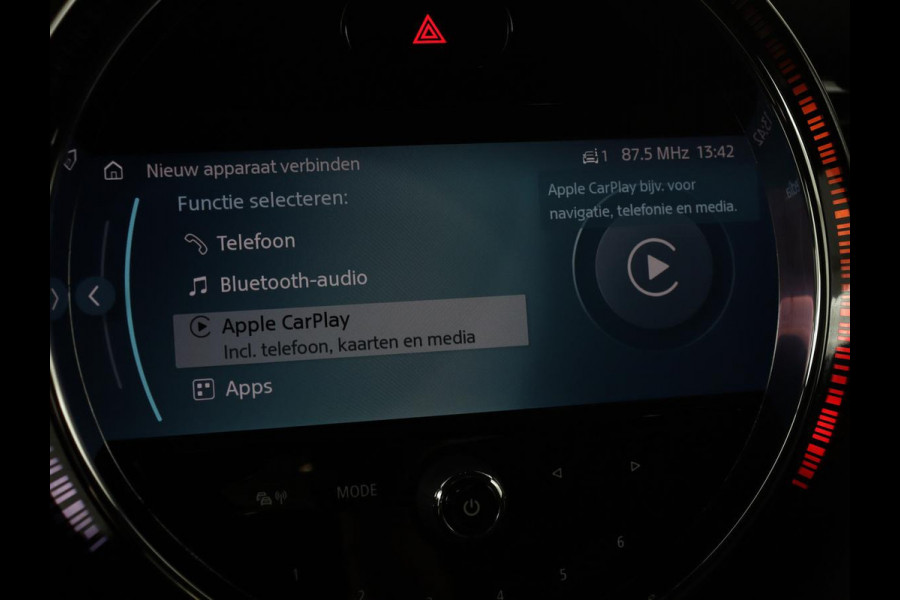 MINI Cooper 1.5 Classic | Automaat | Leder | Carplay | Full LED | Navigatie | Climate control | Parkeerhulp | Cruise control